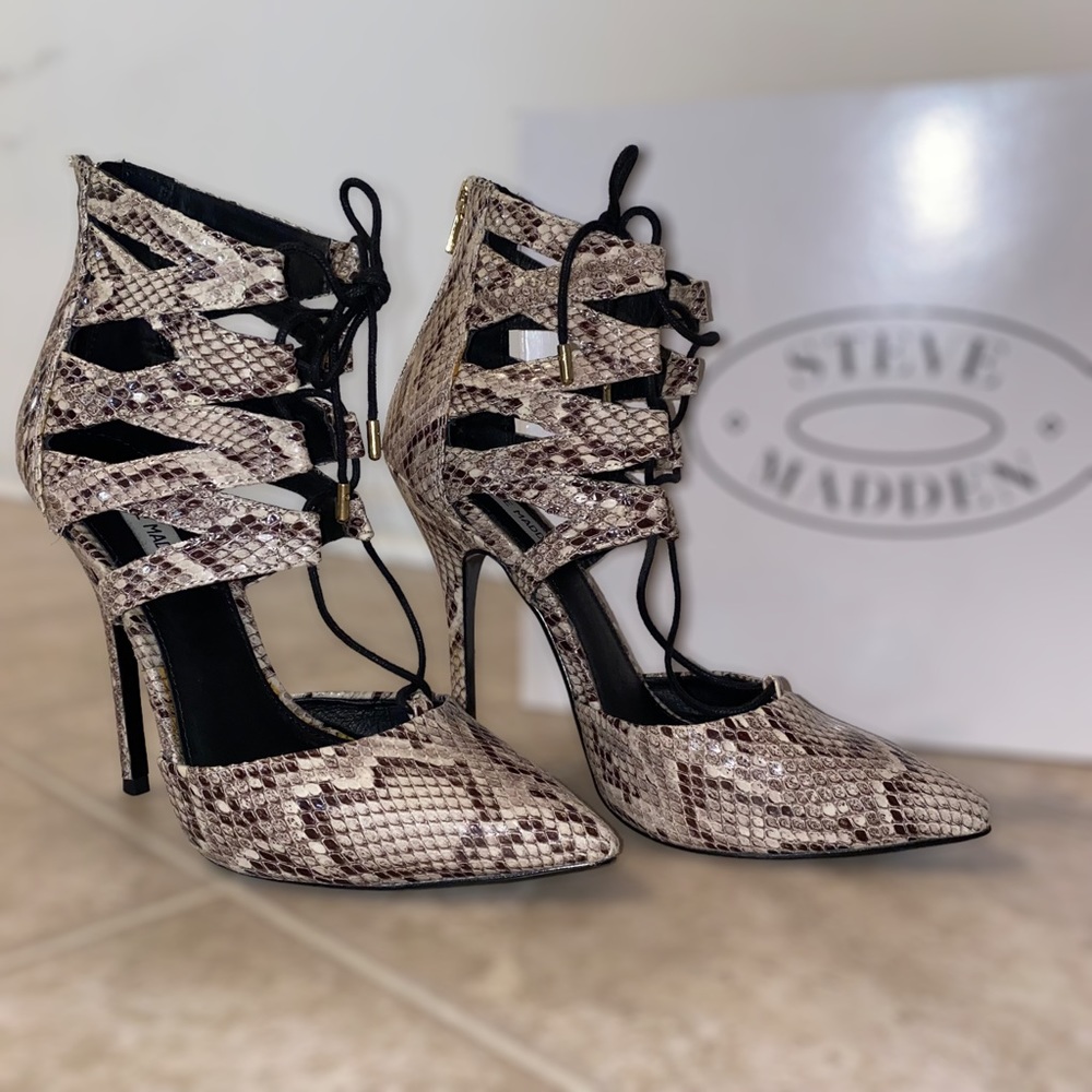 Steve Madden - Snake Heel 🐍👠😍